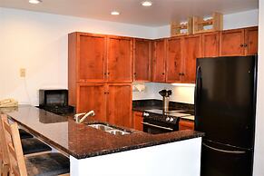 Simba Run Condos 2Bed 2Bath