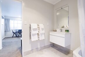 Bk's Pohutukawa Lodge