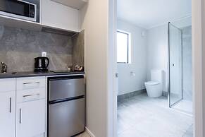 Bk's Pohutukawa Lodge