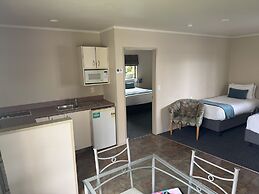 Portmans Motor Lodge