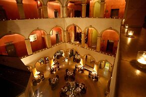 Cour des Loges Lyon, A Radisson Collection Hotel