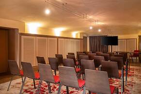 Cour des Loges Lyon, A Radisson Collection Hotel