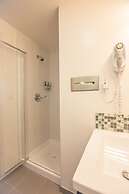 Grant Plaza Hotel