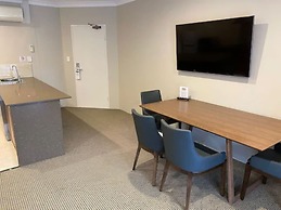 The Belmore Apartments Hotel