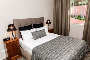 The Belmore Apartments Hotel