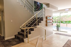 The Belmore Apartments Hotel