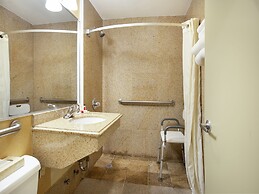 Quality Inn JFK Airport Rockaway Blvd