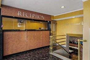 Quality Inn JFK Airport Rockaway Blvd