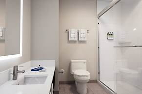Holiday Inn Express & Suites Chicago Matteson by IHG