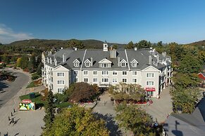 Holiday Inn Express and Suites Tremblant by IHG