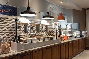 Holiday Inn Express and Suites Tremblant by IHG