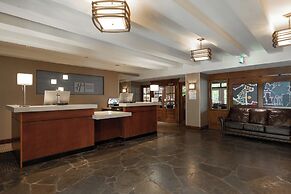 Holiday Inn Express and Suites Tremblant by IHG