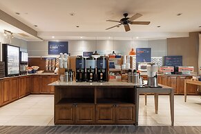 Holiday Inn Express and Suites Tremblant by IHG