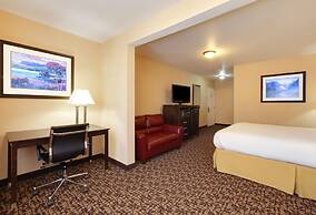 Holiday Inn Express Oakdale by IHG