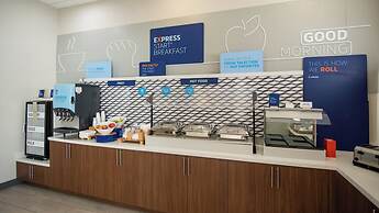 Holiday Inn Express Oakdale by IHG