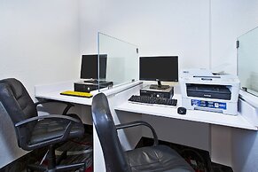 Holiday Inn Express Hotel & Suites Columbus-Groveport by IHG