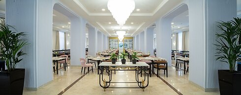 LOTTE City Hotels Tashkent Palace