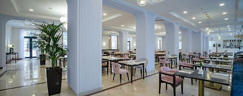 LOTTE City Hotels Tashkent Palace