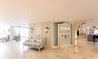 The Albatroz Hotel