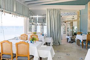 The Albatroz Hotel