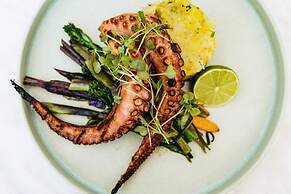 Lisbon Marriott Hotel