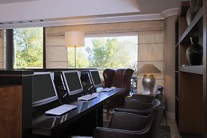 Courtyard by Marriott Rome Central Park