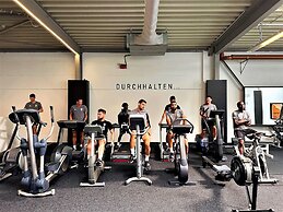 Sport - und Tagungshotel De Poort