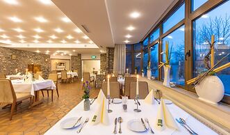Sport - und Tagungshotel De Poort