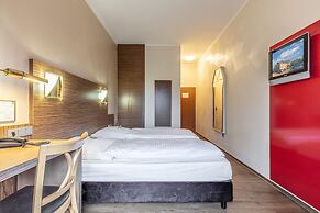 Sport - und Tagungshotel De Poort