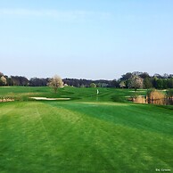 Sport - und Tagungshotel De Poort