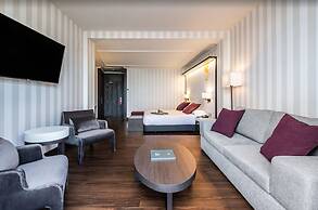 Intelier Palacio de San Martín Hotel