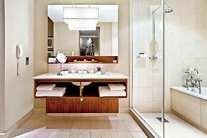 Threadneedles, Autograph Collection