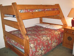 Val d'Isere by Mammoth Reservation Bureau