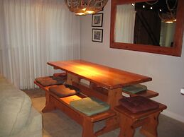 Val d'Isere by Mammoth Reservation Bureau