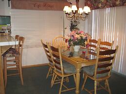 Val d'Isere by Mammoth Reservation Bureau