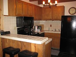 Val d'Isere by Mammoth Reservation Bureau