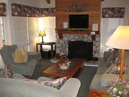 Val d'Isere by Mammoth Reservation Bureau