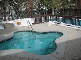 Val d'Isere by Mammoth Reservation Bureau