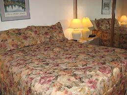 Val d'Isere by Mammoth Reservation Bureau