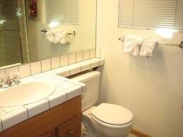 Val d'Isere by Mammoth Reservation Bureau