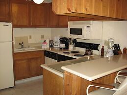 Val d'Isere by Mammoth Reservation Bureau