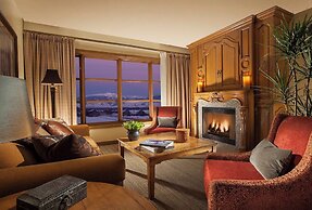 Snake River Lodge & Spa