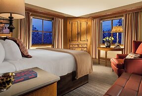 Snake River Lodge - Amenities at Sister Property