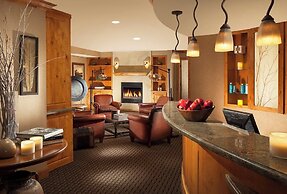 Snake River Lodge - Amenities at Sister Property