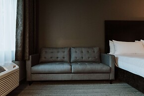 Coast Nisku Inn & Conference Centre