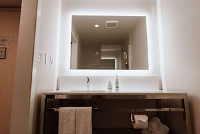 Coast Nisku Inn & Conference Centre