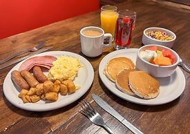 Coast Nisku Inn & Conference Centre