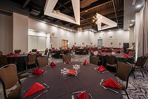 Coast Nisku Inn & Conference Centre