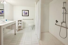 Four Points by Sheraton Halifax