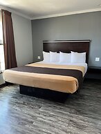 Laguna Inn & Suites